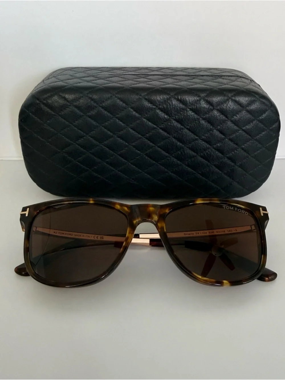 NEW!!! Tom Ford men sunglasses Sinatra TF1104 52E Authentic